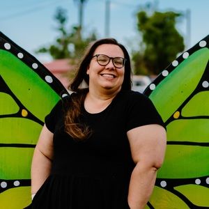 Meet your Posher, Angela